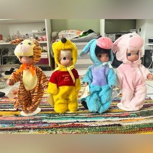 Winnie The Pooh precious moments